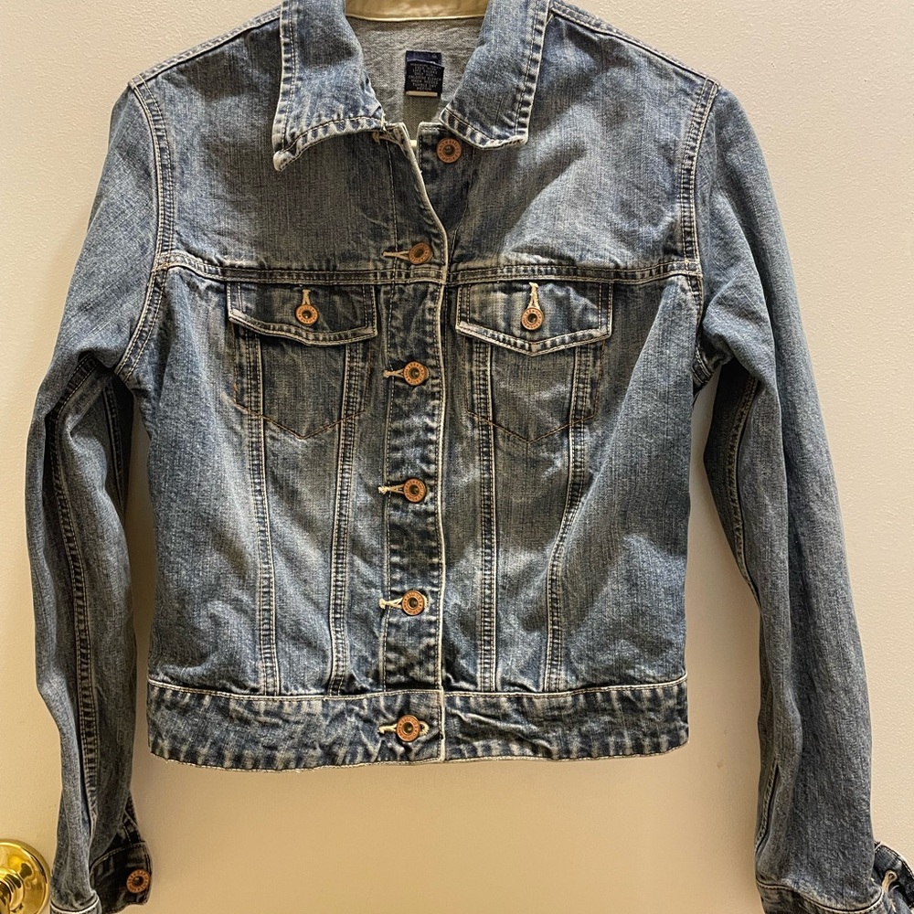 Classic Gap Jean Jacket